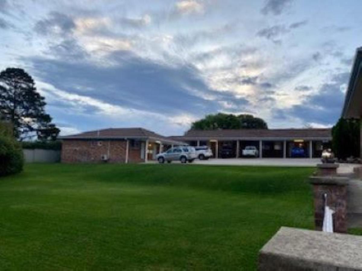 Kinross Inn Cooma Exterior foto