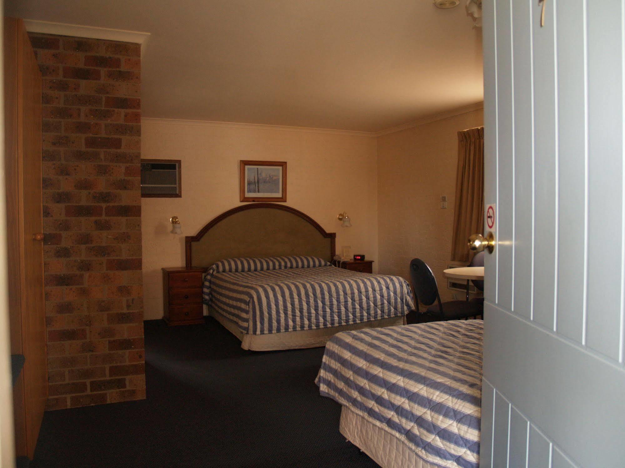 Kinross Inn Cooma Exterior foto